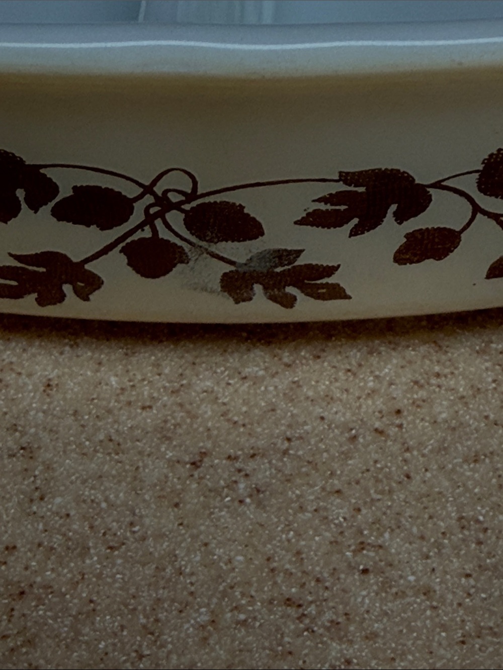 Pyrex Golden Acorn Divided Serving Dish 1.5 Quart - Picture 4 of 12
